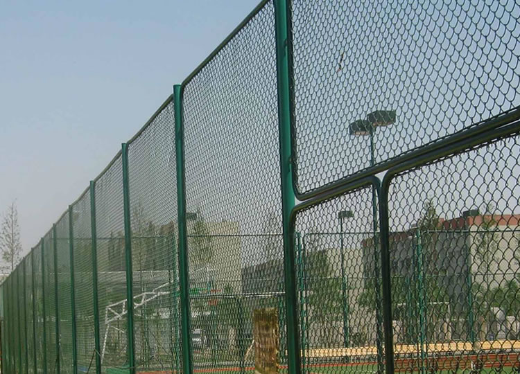 Green PVC Coated Galvanised Chain Link Fence