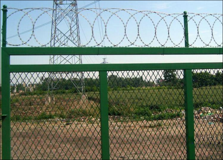 Modular Security Mesh Fence System